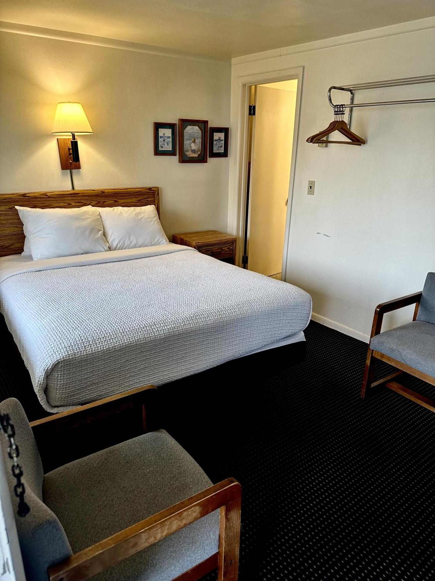 Sunrise Beach Motel Mackinaw City Ngoại thất bức ảnh