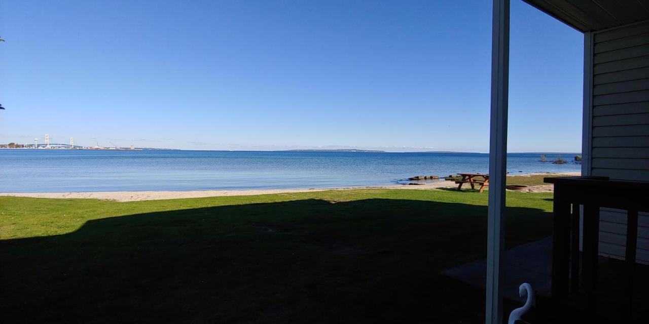 Sunrise Beach Motel Mackinaw City Ngoại thất bức ảnh